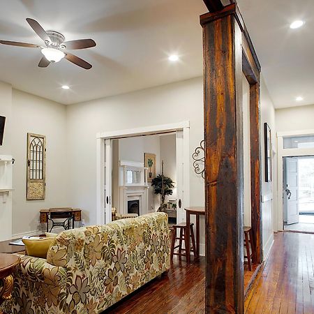 Newly Renovated Historic Savannah Townhome! Экстерьер фото