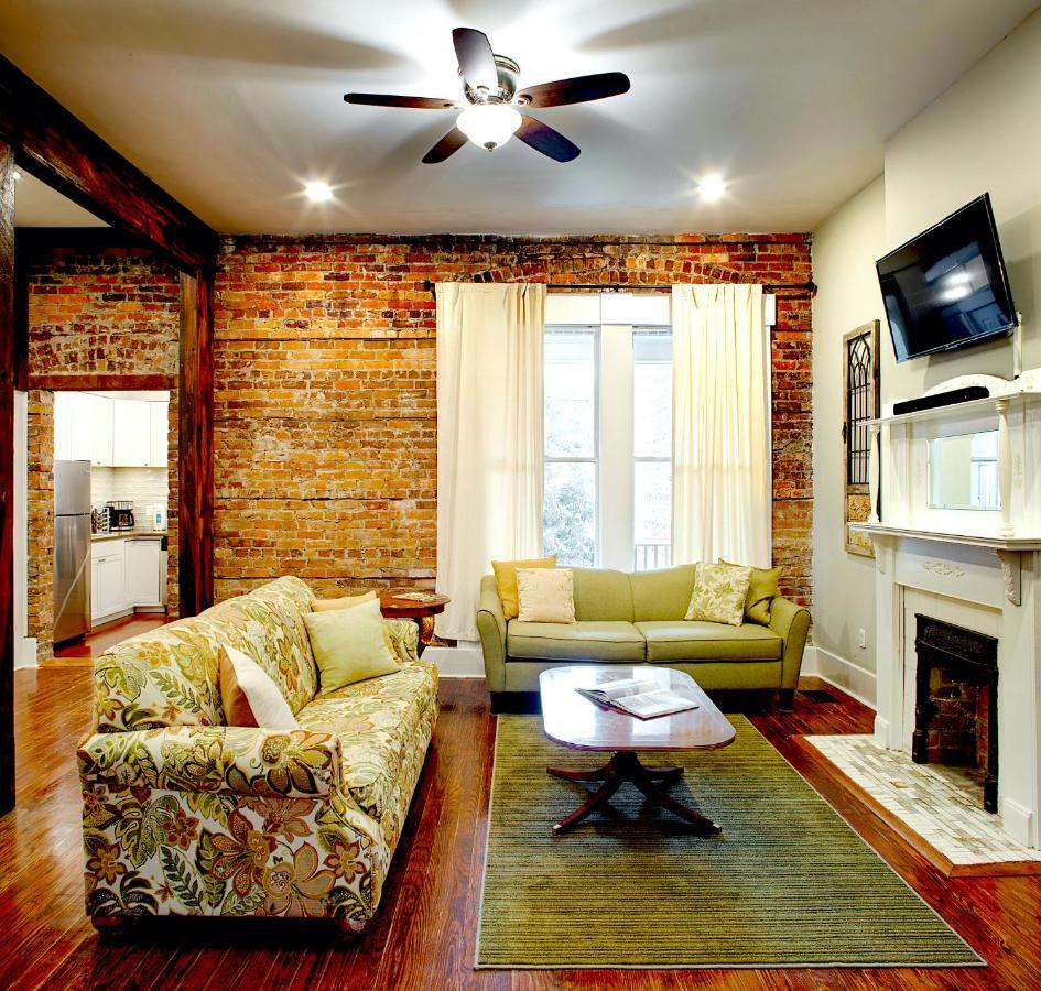 Newly Renovated Historic Savannah Townhome! Экстерьер фото