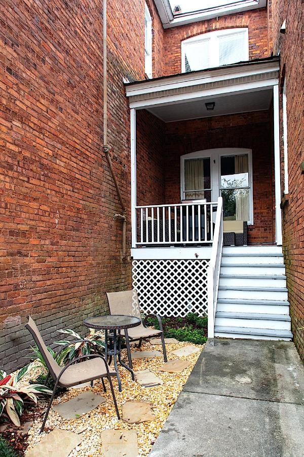 Newly Renovated Historic Savannah Townhome! Экстерьер фото