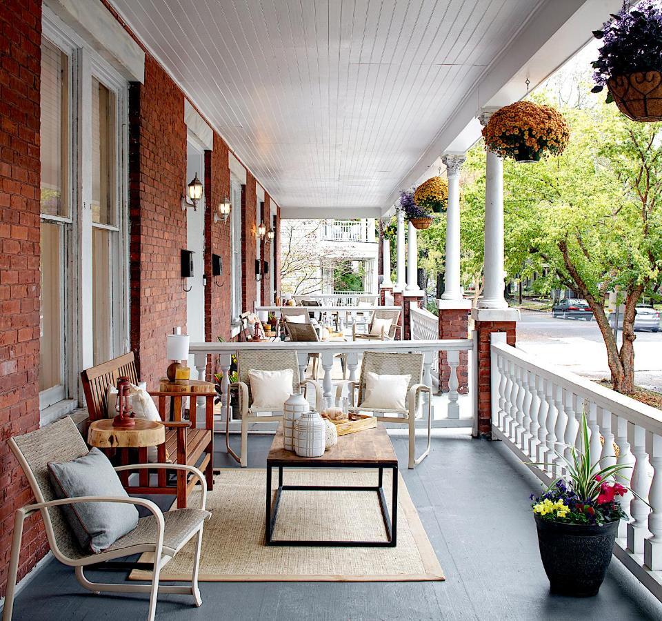 Newly Renovated Historic Savannah Townhome! Экстерьер фото